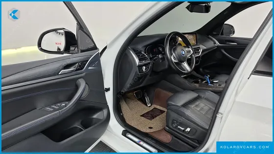 BMW IX3 M SPORTS