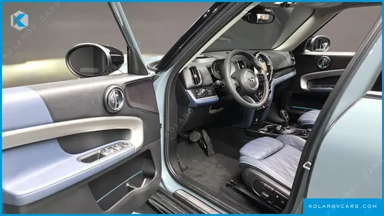MINI COUNTRYMAN ALL4 CLASSIC LAUNCH PACK