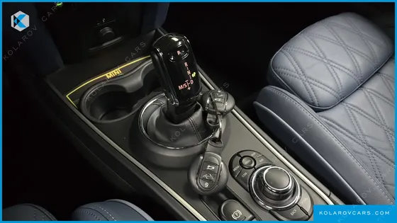 MINI COUNTRYMAN ALL4 CLASSIC LAUNCH PACK