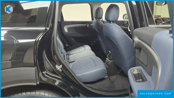MINI COUNTRYMAN ALL4 CLASSIC LAUNCH PACK