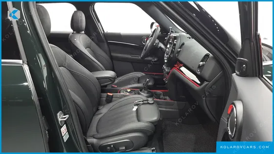 MINI COUNTRYMAN JCW LAUNCH PACK
