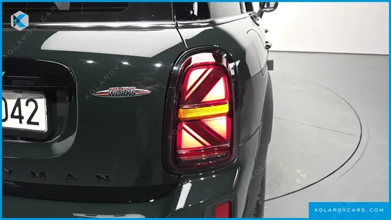MINI COUNTRYMAN JCW LAUNCH PACK