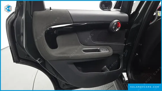 MINI COUNTRYMAN JCW LAUNCH PACK