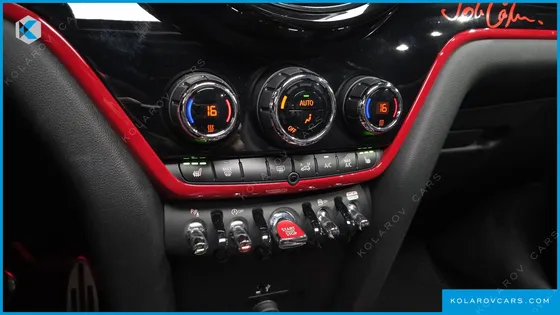 MINI COUNTRYMAN JCW LAUNCH PACK