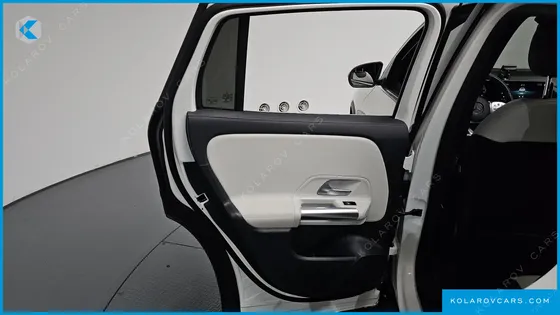 MERCEDES GLA-CLASS GLA250 4MATIC