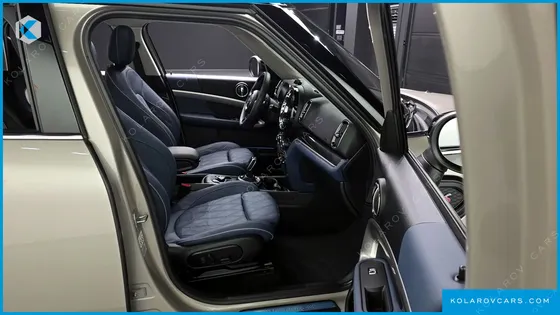 MINI COUNTRYMAN ALL4 CLASSIC LAUNCH PACK