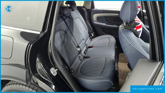 MINI COUNTRYMAN ALL4 CLASSIC LAUNCH PACK