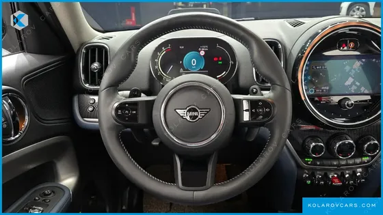 MINI COUNTRYMAN ALL4 CLASSIC LAUNCH PACK