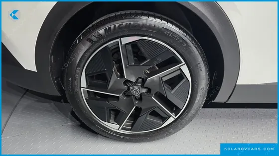 PEUGEOT 408 1.2 PURE TECH GT