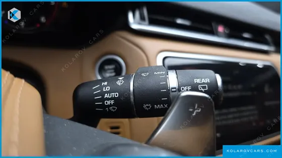 LAND ROVER RANGE ROVER VELAR 3.0 D300 R-DYNAMIC HSE