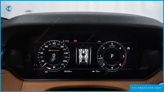 LAND ROVER RANGE ROVER VELAR 3.0 D300 R-DYNAMIC HSE