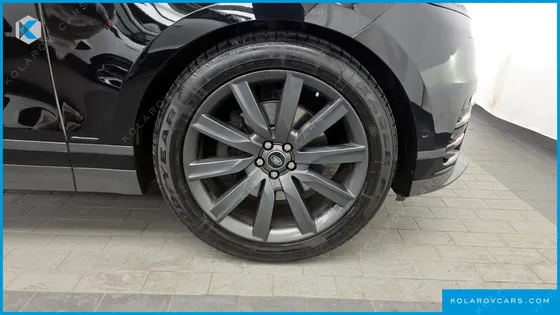 LAND ROVER RANGE ROVER VELAR 3.0 D300 R-DYNAMIC HSE