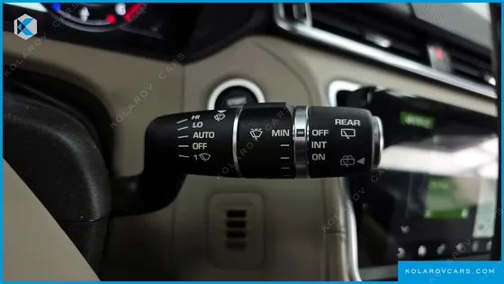 LAND ROVER RANGE ROVER VELAR 3.0 D300 R-DYNAMIC HSE