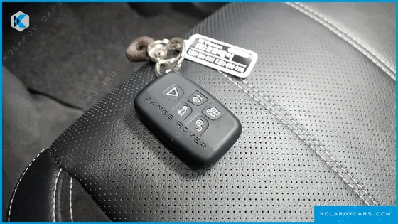 LAND ROVER RANGE ROVER VELAR 3.0 P380 R-DYNAMIC SE