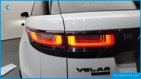 LAND ROVER RANGE ROVER VELAR 3.0 P380 R-DYNAMIC SE