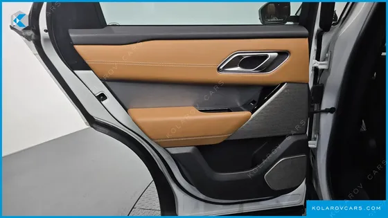 LAND ROVER RANGE ROVER VELAR 3.0 D300 R-DYNAMIC HSE