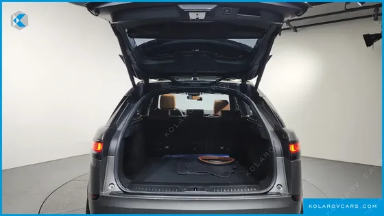 LAND ROVER RANGE ROVER VELAR 3.0 D300 R-DYNAMIC HSE