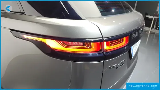 LAND ROVER RANGE ROVER VELAR 3.0 D300 R-DYNAMIC HSE