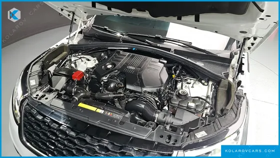 LAND ROVER RANGE ROVER VELAR 3.0 D300 R-DYNAMIC SE