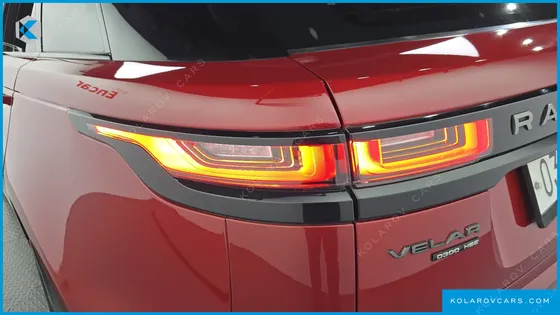 LAND ROVER RANGE ROVER VELAR 3.0 D300 R-DYNAMIC HSE