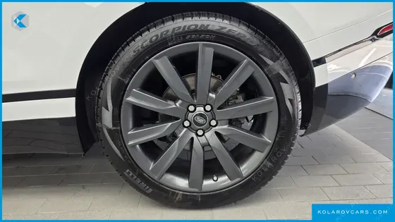 LAND ROVER RANGE ROVER VELAR 3.0 D300 R-DYNAMIC HSE