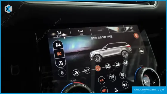 LAND ROVER RANGE ROVER VELAR 3.0 D300 R-DYNAMIC HSE
