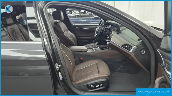 BMW 5 SERIES 530E M SPORT