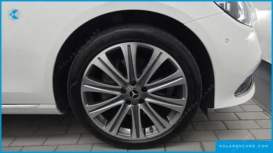 MERCEDES E-CLASS E300E 4MATIC EXCLUSIVE