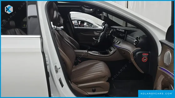MERCEDES E-CLASS E300E 4MATIC EXCLUSIVE