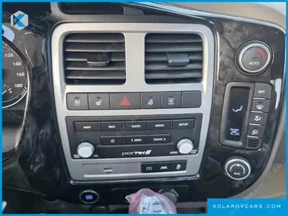 HYUNDAI PORTER II SUPER CABIN LPG