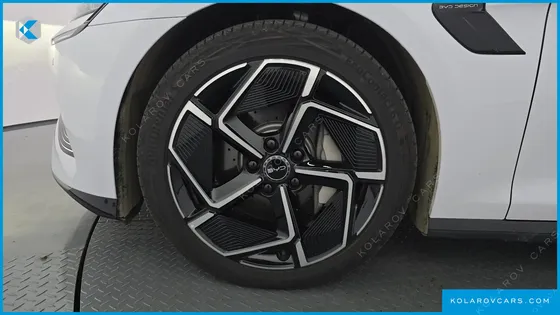 BYD SEAL DYNAMIC AWD