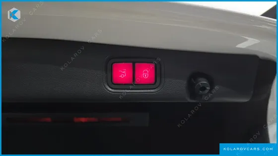 MERCEDES E-CLASS E300E 4MATIC EXCLUSIVE