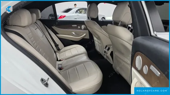 MERCEDES E-CLASS E300E 4MATIC EXCLUSIVE