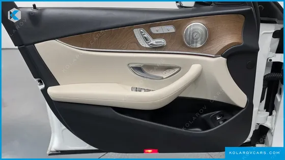 MERCEDES E-CLASS E300E 4MATIC EXCLUSIVE