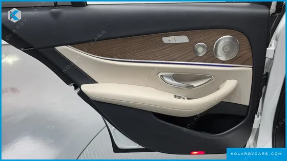 MERCEDES E-CLASS E300E 4MATIC EXCLUSIVE
