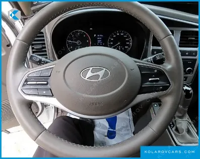 HYUNDAI PORTER II SUPER CABIN LPG