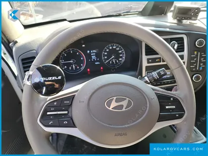 HYUNDAI PORTER II SUPER CABIN LPG