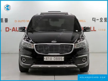 KIA CARNIVAL 7-SEATER LIMOUSINE