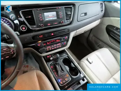 KIA CARNIVAL 7-SEATER LIMOUSINE
