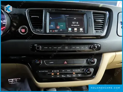 KIA CARNIVAL 9-SEATER HI-LIMOUSINE
