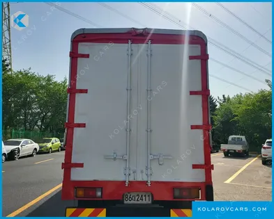 HYUNDAI MEGA TRUCK GOLD