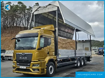 MAN TRUCK CARGO TRUCK 8X4