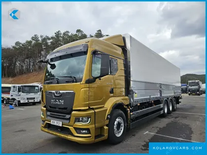 MAN TRUCK CARGO TRUCK 8X4