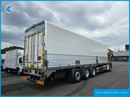 MAN TRUCK CARGO TRUCK 8X4