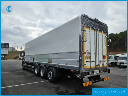 MAN TRUCK CARGO TRUCK 8X4