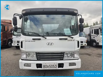 HYUNDAI MEGA TRUCK GOLD