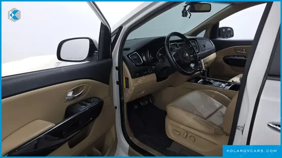 KIA CARNIVAL 9-SEATER PRESTIGE