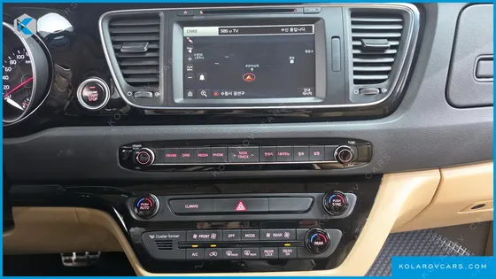 KIA CARNIVAL 9-SEATER PRESTIGE