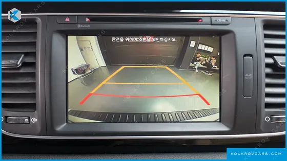 KIA CARNIVAL 9-SEATER PRESTIGE