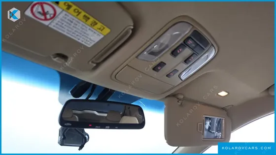 KIA CARNIVAL 9-SEATER PRESTIGE